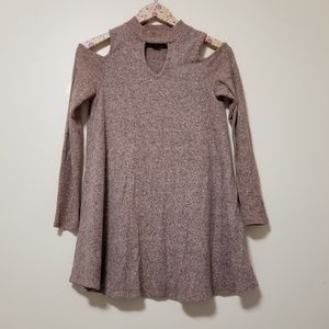 iZ Byer Cold Shoulder Choker Neck Top